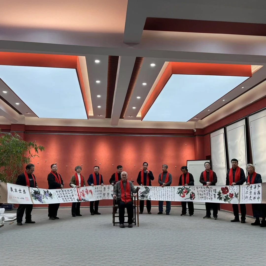 书画长卷+13位老师现场共创+香樟木锦盒发货+带防伪