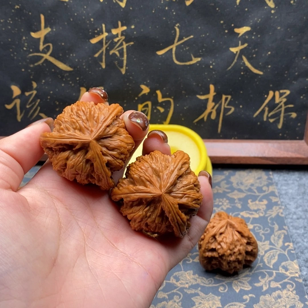 吊坠文玩核桃欧***哥白狮子