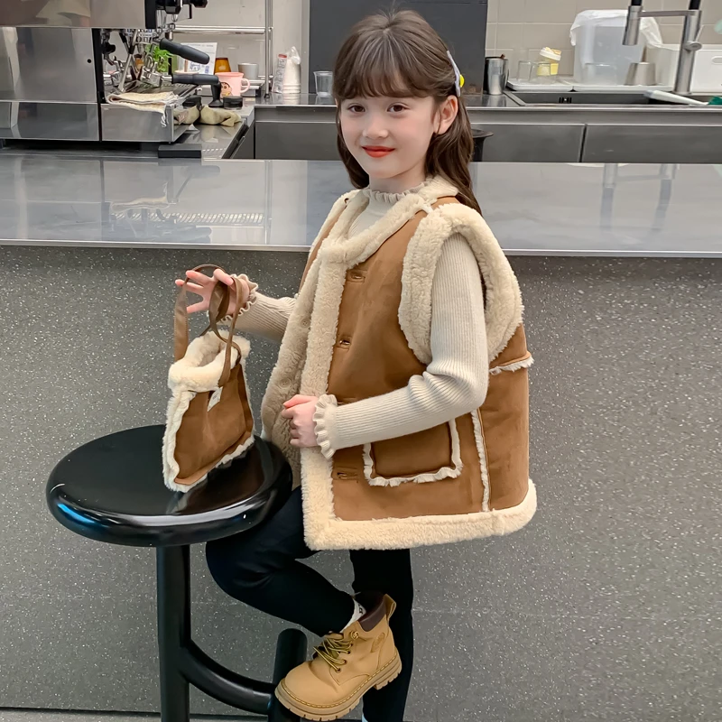 女童秋装马甲2025新款儿童女孩秋冬季双面穿加绒加厚皮毛一体外套