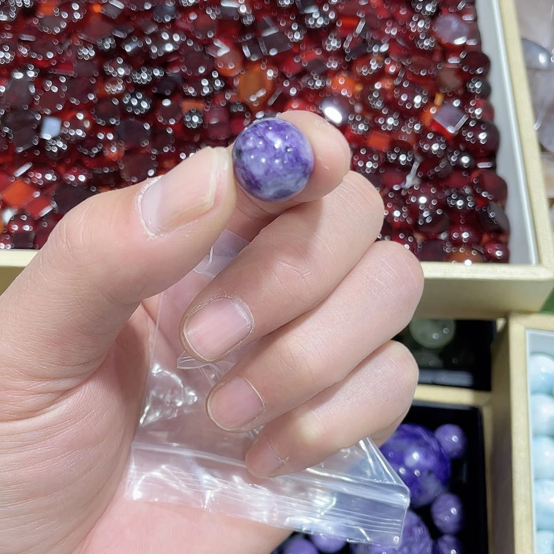 紫晶珠宝半成品未镶嵌张***?