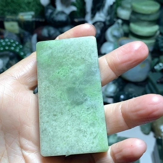 未镶嵌和田玉（糖玉）珠宝半成品