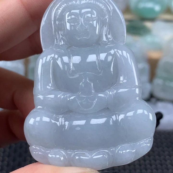 颈饰未镶嵌翡翠观音