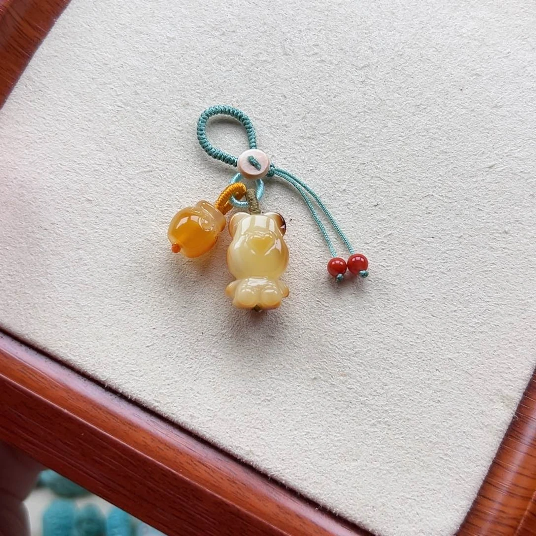 琥珀吊坠(不含链)未镶嵌