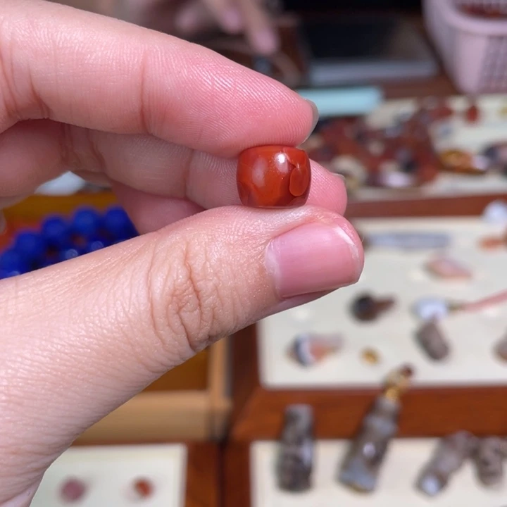 南红玛瑙未镶嵌颈饰51