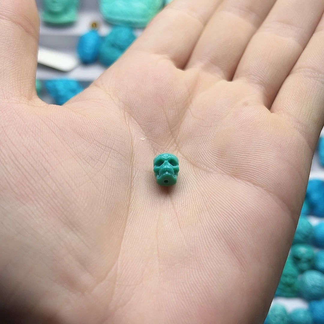 绿松石未镶嵌挂件