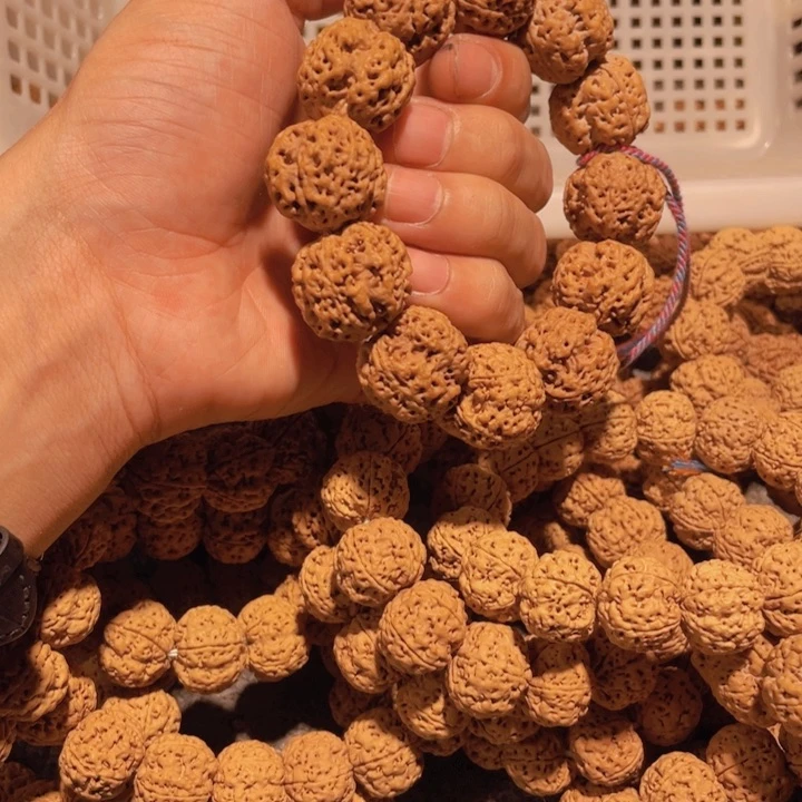 远***.金刚菩提吊坠这就是所谓不喜欢和你聊