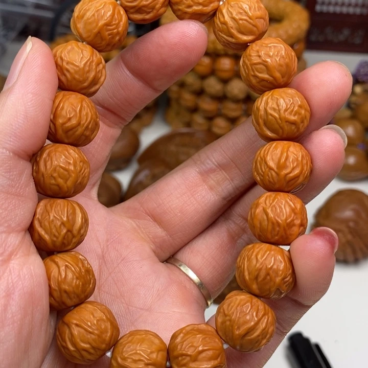 吊坠猴头核桃毒液