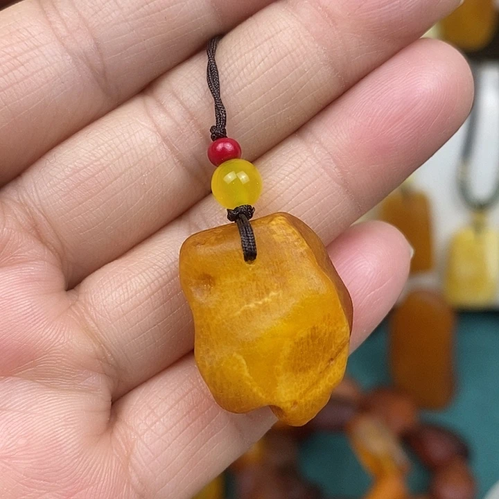 琥珀未镶嵌颈饰手机挂