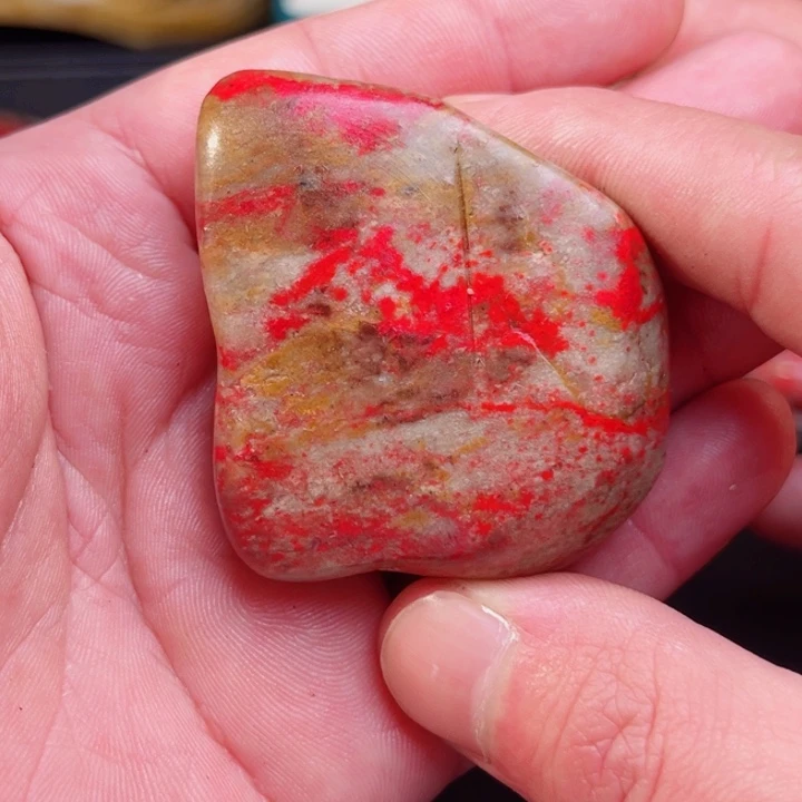 昌化鸡血石昌化鸡血石