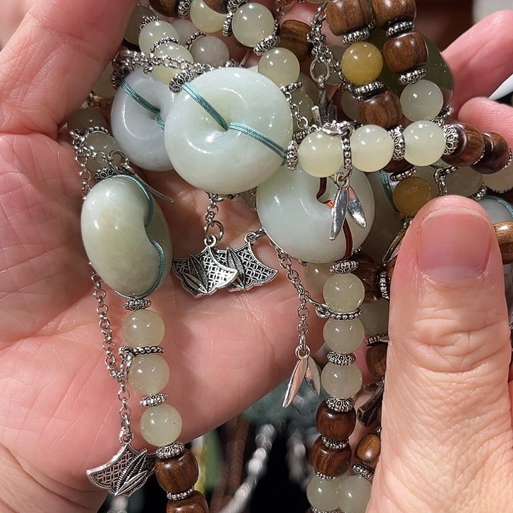 颈饰未镶嵌和田玉