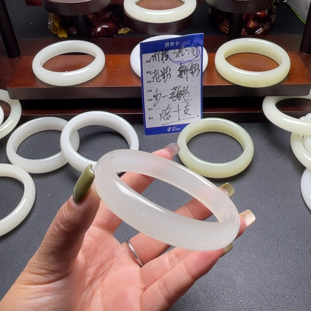 ꧁***꧂60圈口正圈月光白