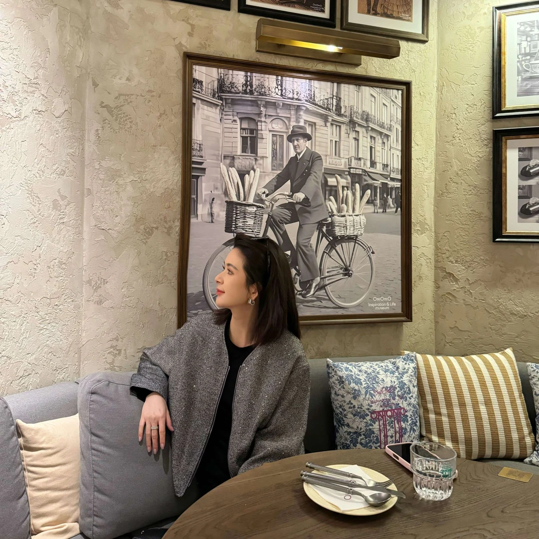 白昼月夜 醋酸25年春款重工珠片百搭短外套#308