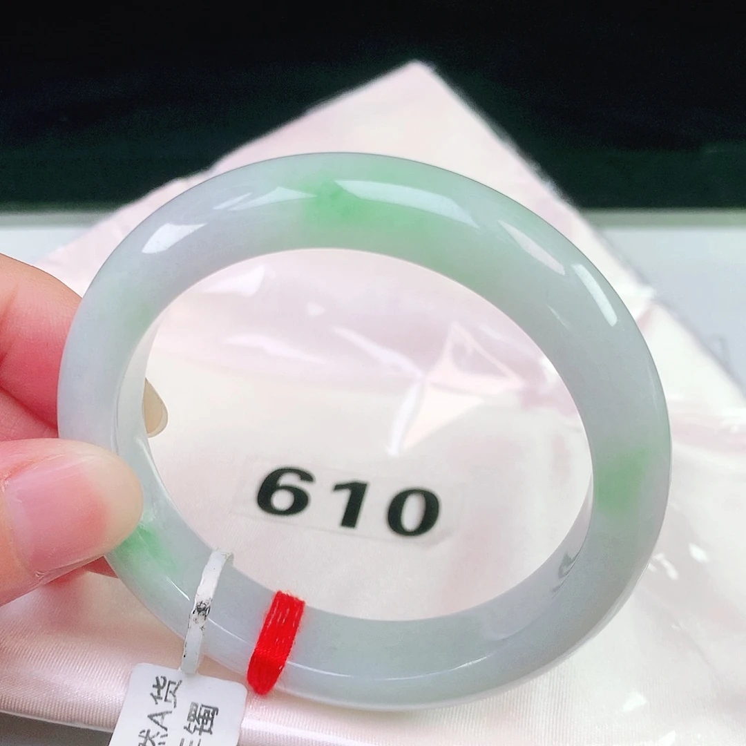 未镶嵌手镯翡翠610