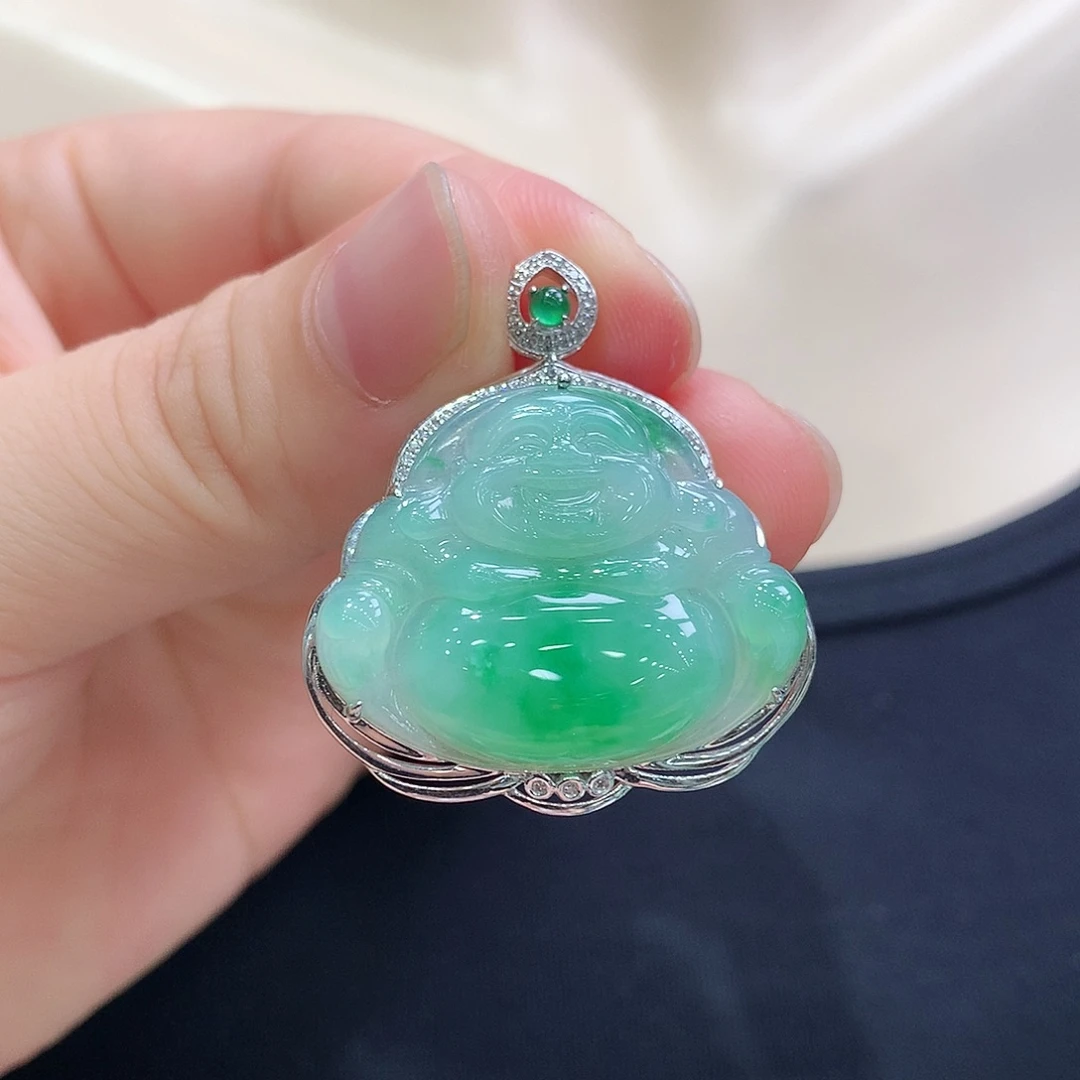 翡翠18K金镶嵌颈饰佛公