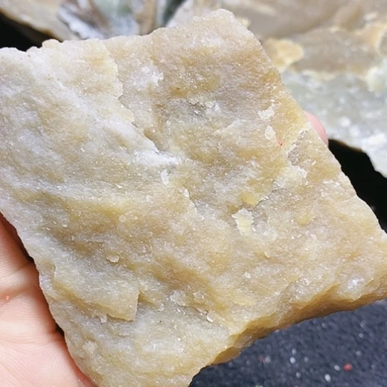 和田玉（糖玉）未镶嵌珠宝半成品