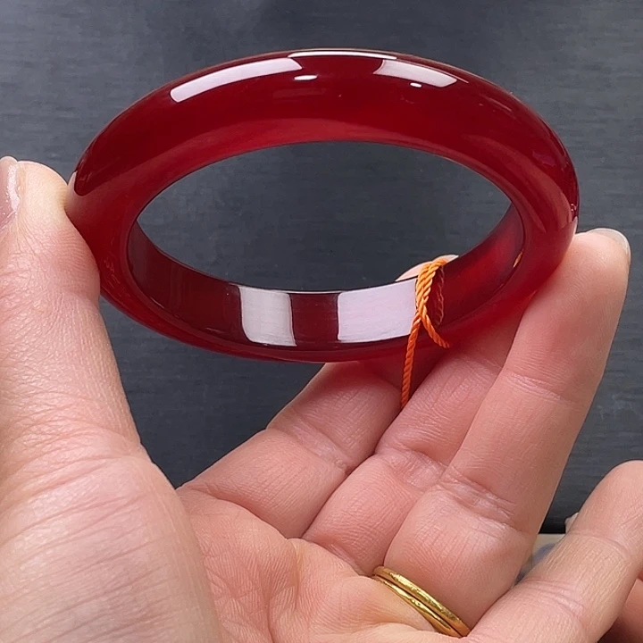 玛瑙/玉髓未镶嵌手镯58.8