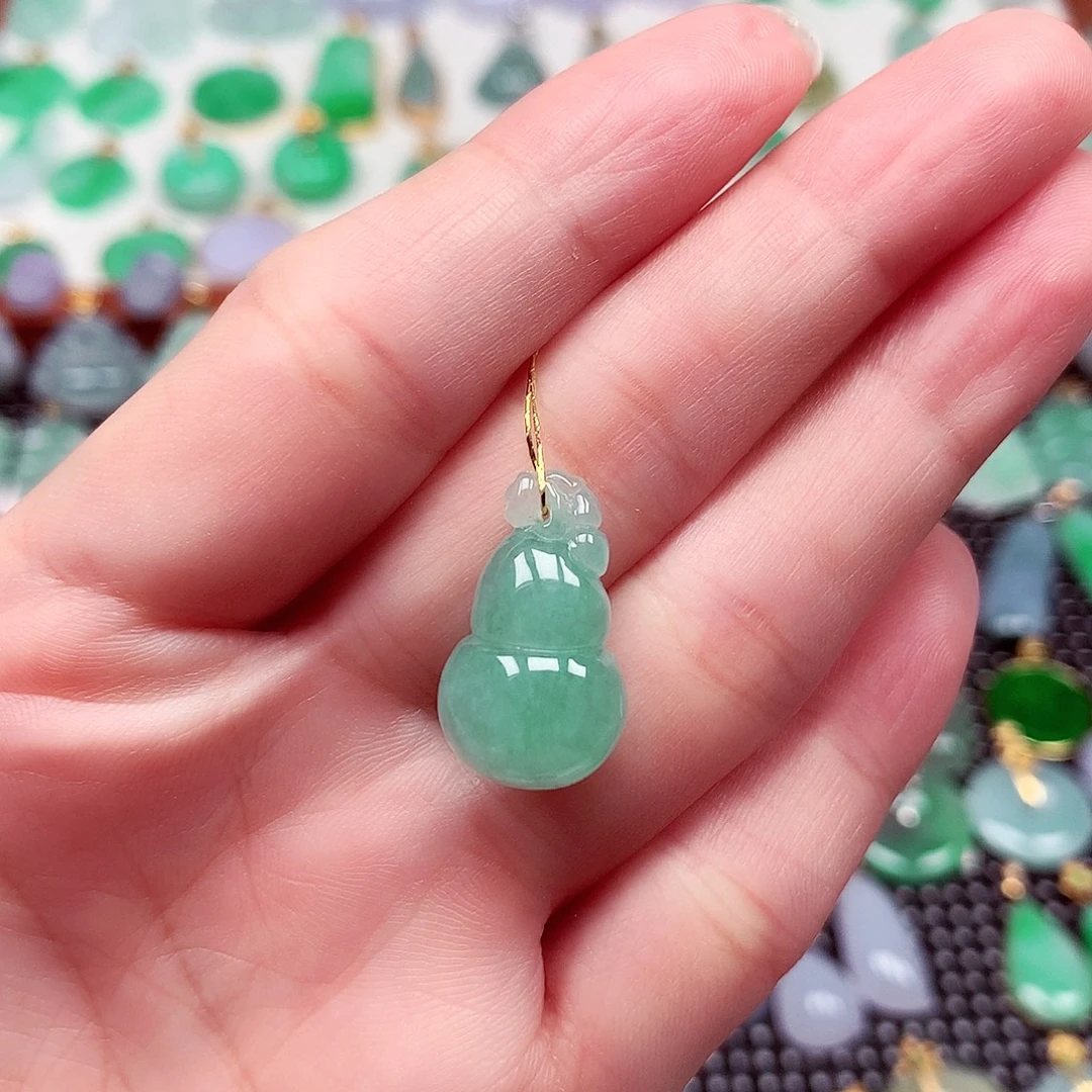 翡翠未镶嵌颈饰天然翡翠A货