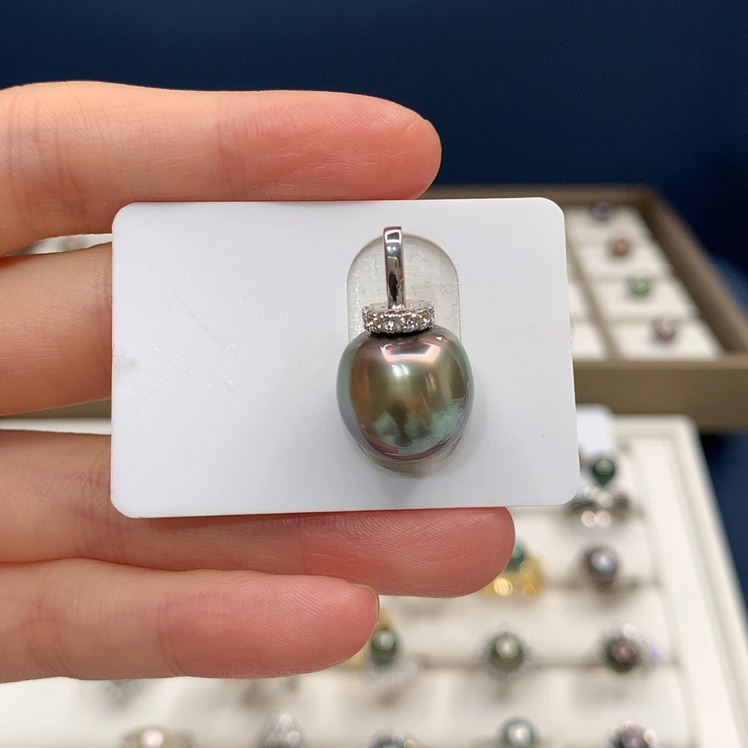 银S925镶嵌吊坠(不含链)海水珍珠大溪地孔雀绿吊坠（不退换