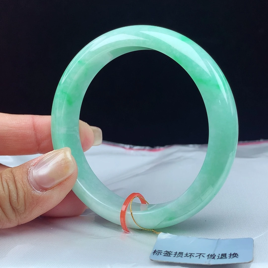 翡翠手镯未镶嵌57圈 3433