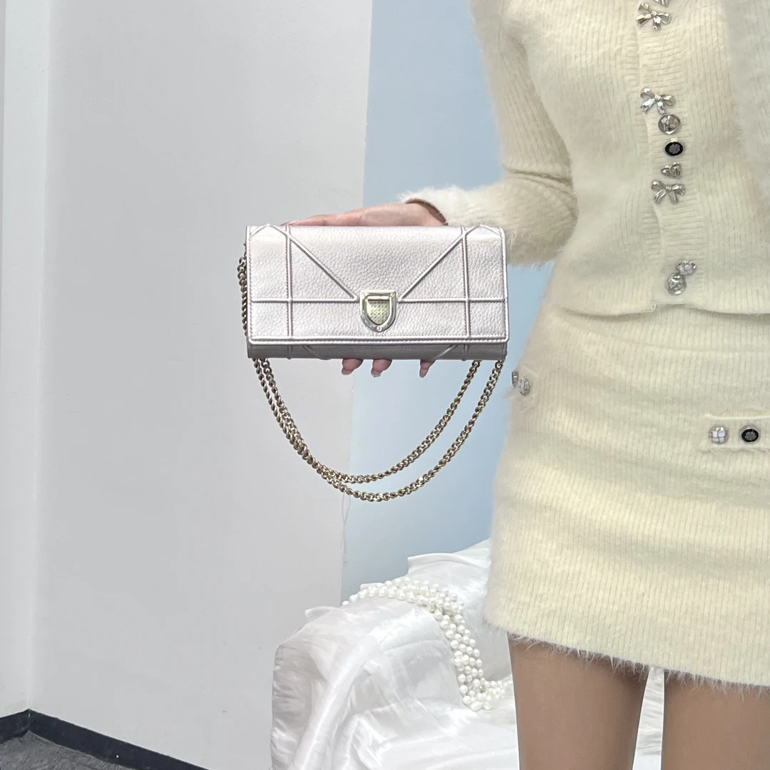 95新 DIOR/迪奥 dior香槟粉盾牌woc链条包