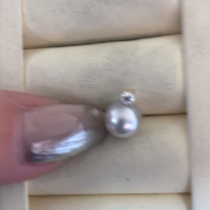 颈饰18K金镶嵌海水珍珠