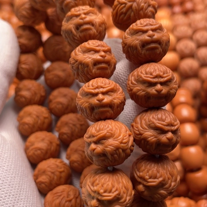 猴头核桃吊坠老*哥斗战胜佛