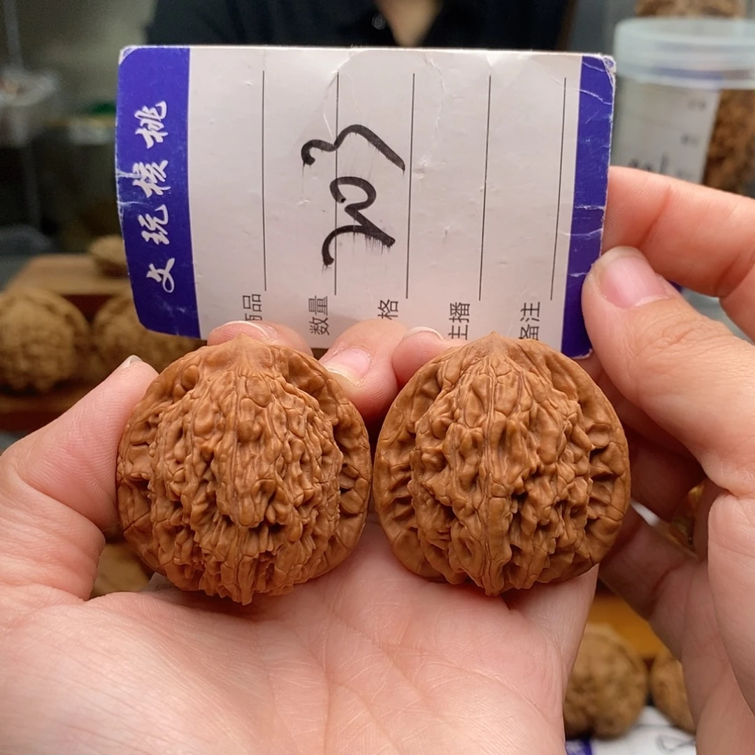 文玩核桃把件39虎头