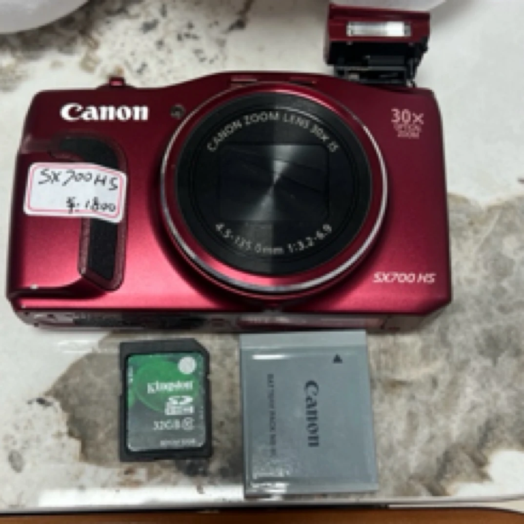 9新 Canon/佳能 1620万像素,30倍光学变焦,屏靓镜圈完美全原装机