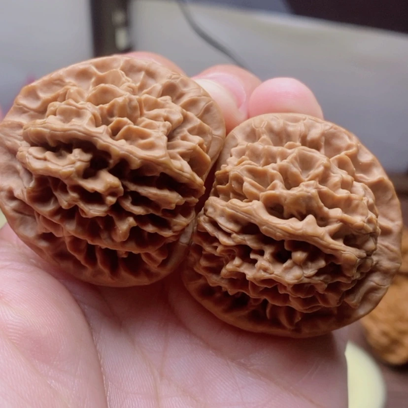 【闪购商品】吊坠文玩核桃40尺秦闷