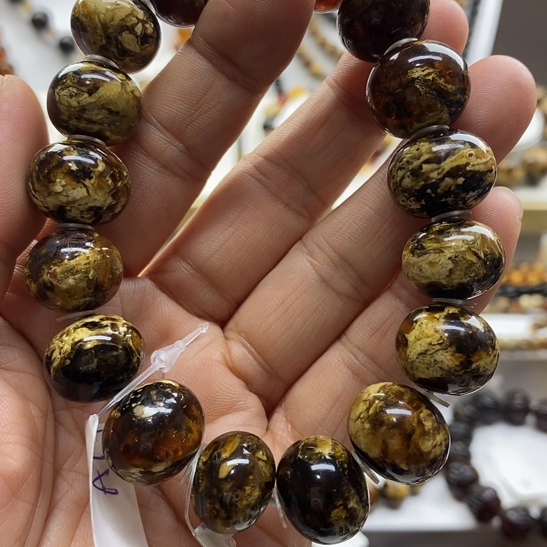 琥珀未镶嵌裸石琥珀15