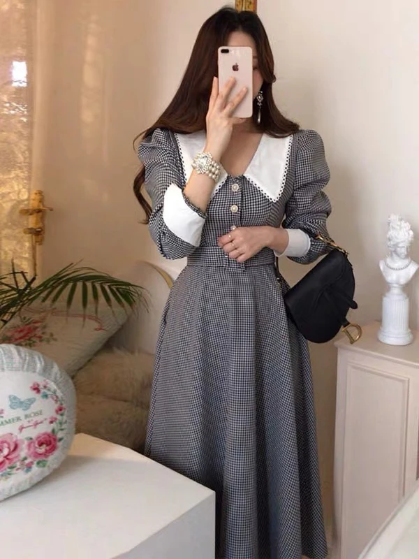 法式Polo领气质连衣裙