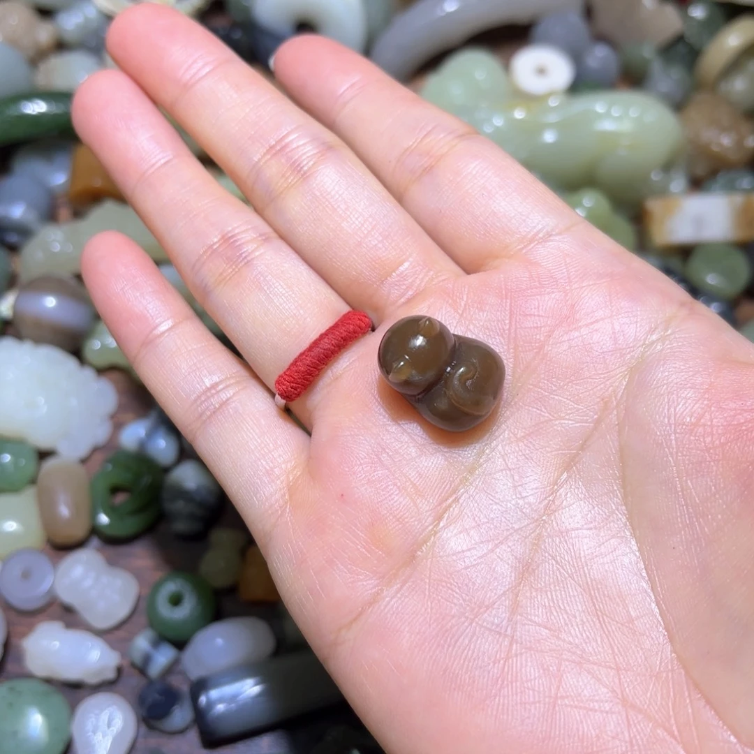 ᥫ***ᰔ和田玉未镶嵌珠宝半成品