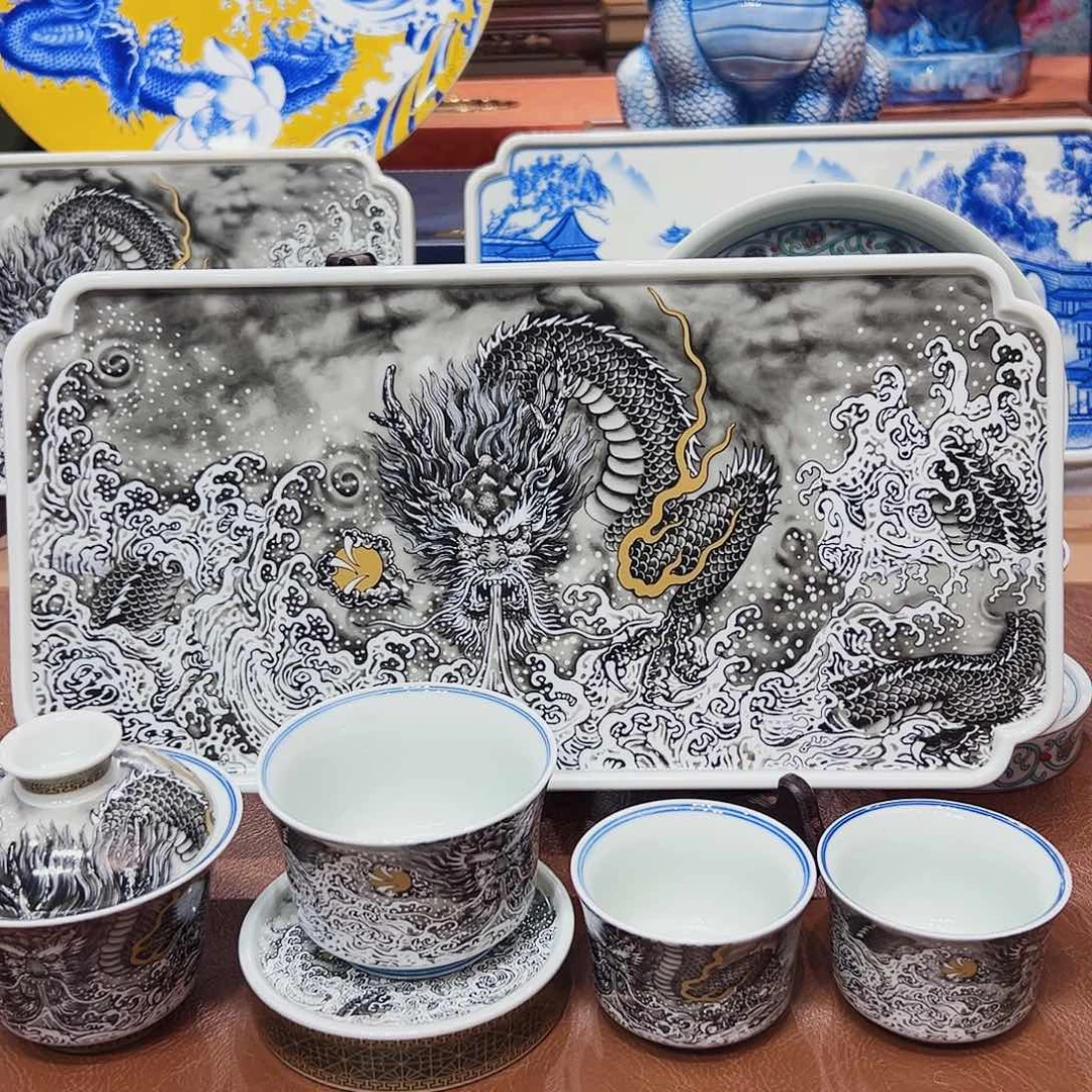 摆件景德镇陶瓷学院副院长等职务工作