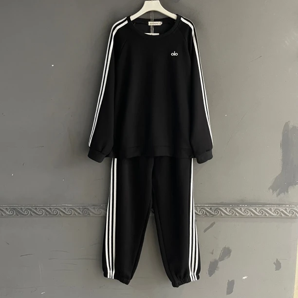 圆领中腰常规款厚款休闲运动套装春季潮流ol秋季宽松