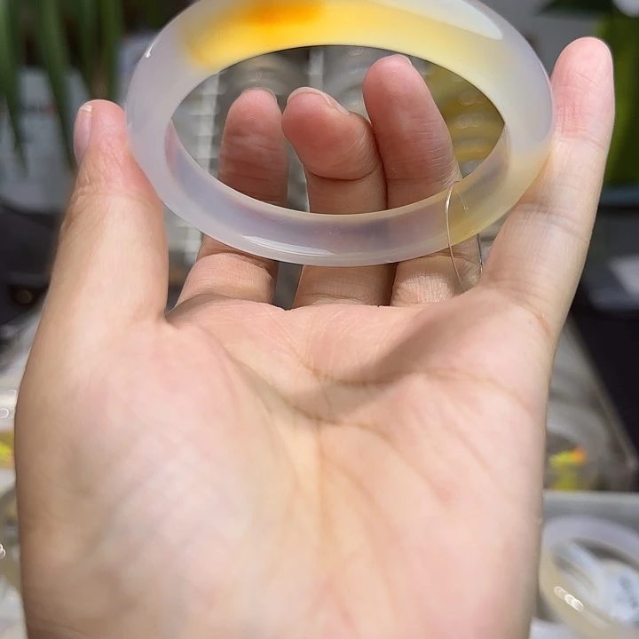 手镯玛瑙/玉髓未镶嵌58飘糖