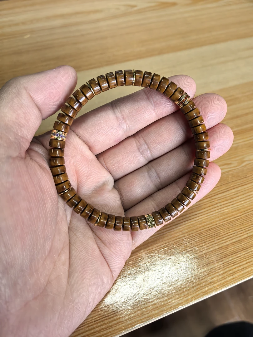 紫金鼠手串毕业实心药片7+3,配莫山钻隔片