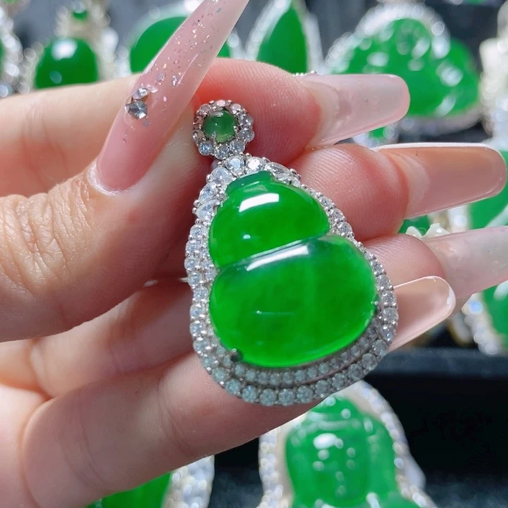 翡翠颈饰银S925镶嵌