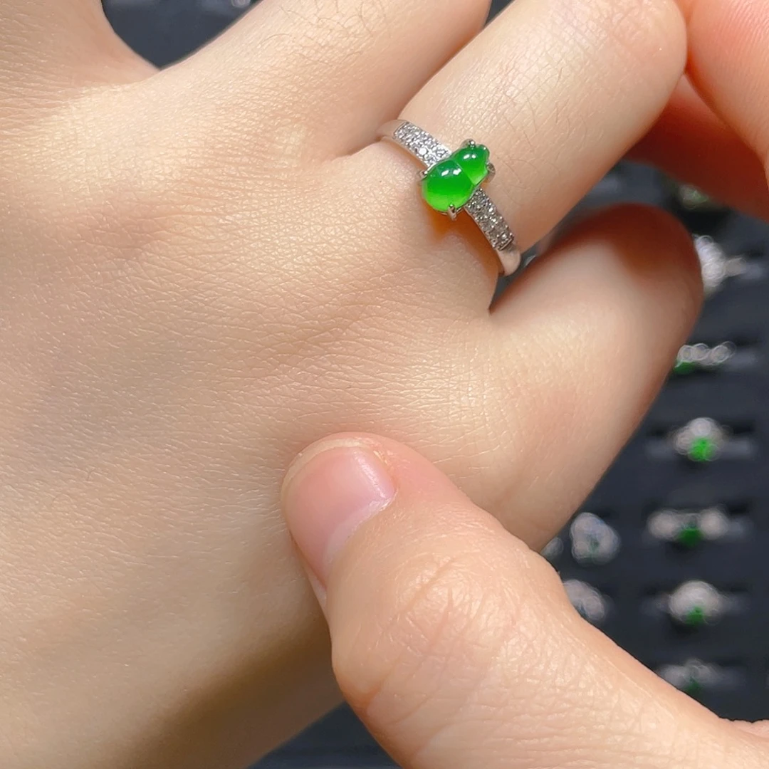 翡翠戒指银S925镶嵌戒指