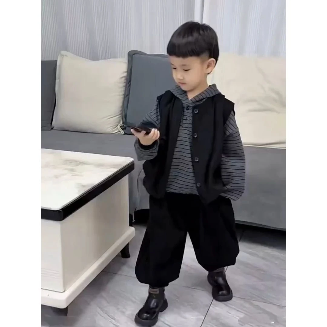 男女童春秋款套装2025新款儿童潮酷痞帅童装卫衣马甲灯笼裤三件套