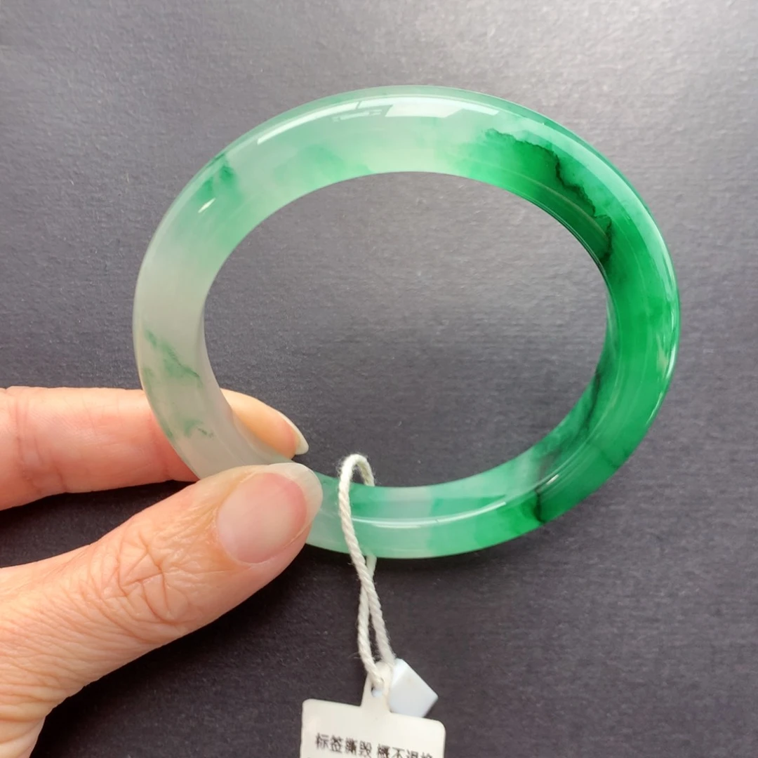 未镶嵌手镯石英质玉