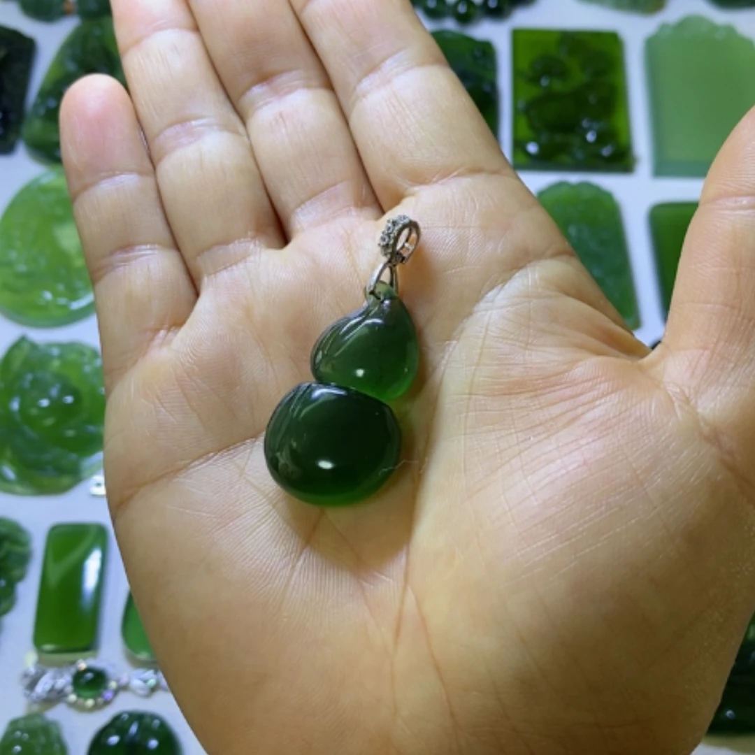 【闪购商品】未镶嵌蛇纹石玉颈饰