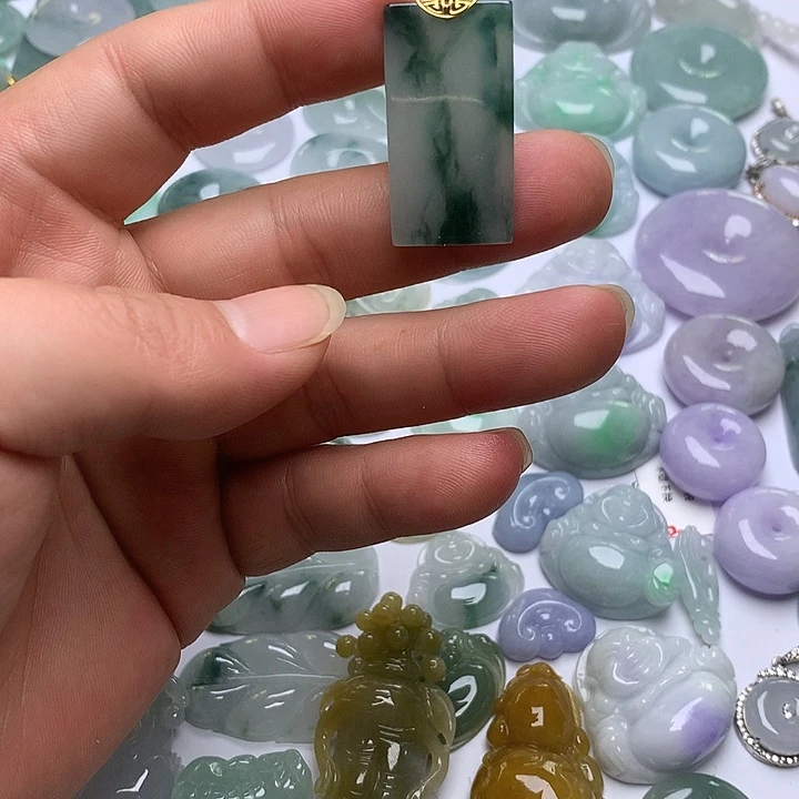 翡翠未镶嵌颈饰天然翡翠