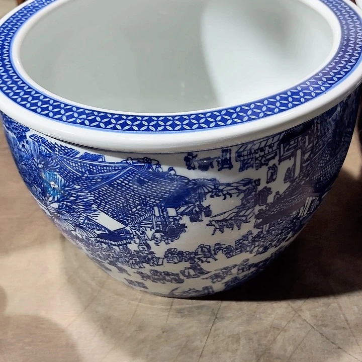 瓷片口径30厘米 高度21厘米