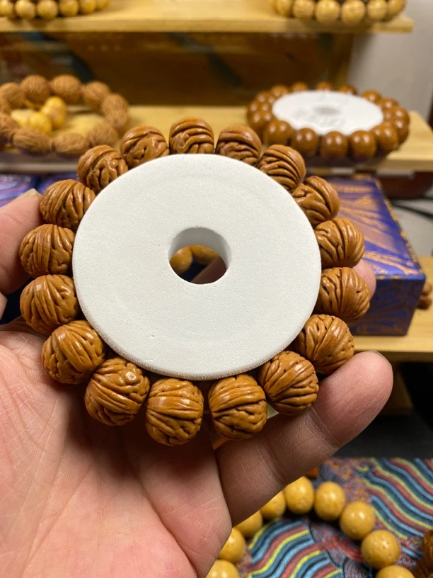 龙纹桃核原皮老型儿