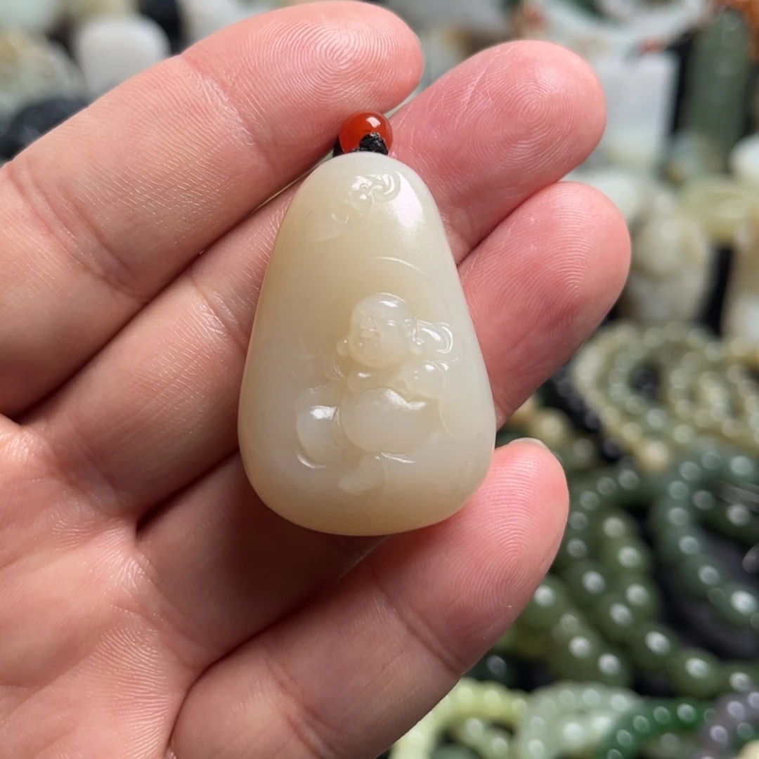 和田玉（青白玉）未镶嵌吊坠(不含链)