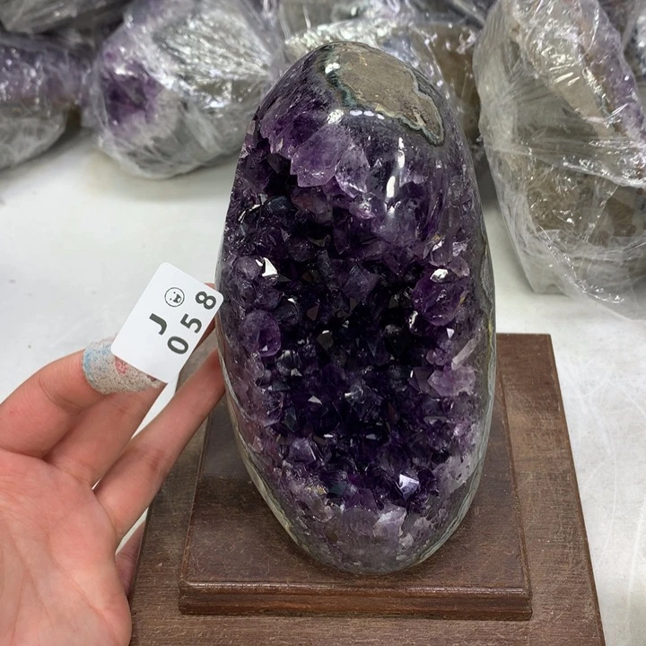 水晶大型摆件（非配饰）未镶嵌