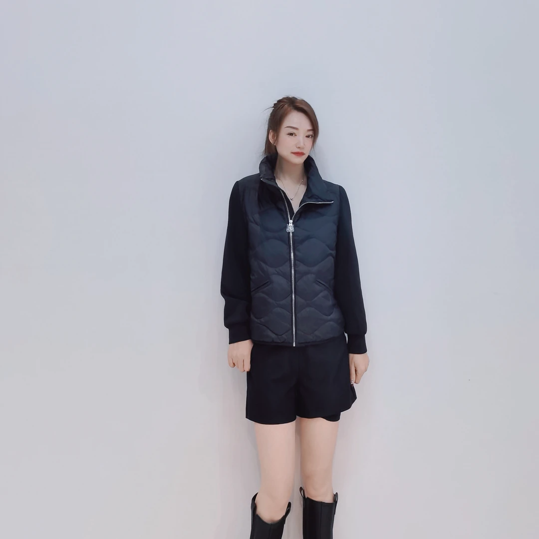 D163 时尚立领简约休闲显瘦百搭轻薄拼接羽绒服