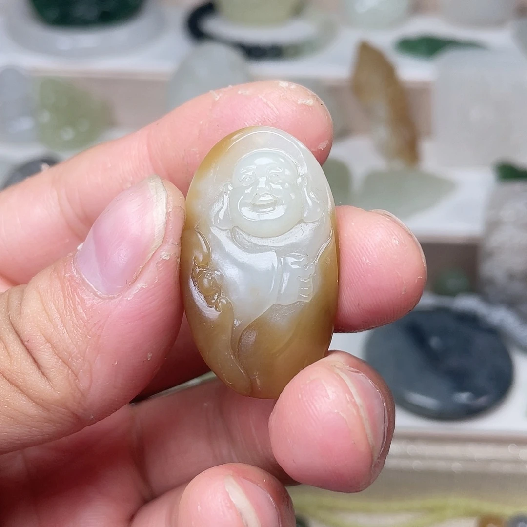 未镶嵌和田玉（糖玉）车挂