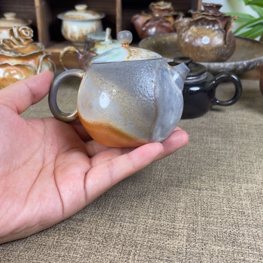 西施。                 柴烧。 壶