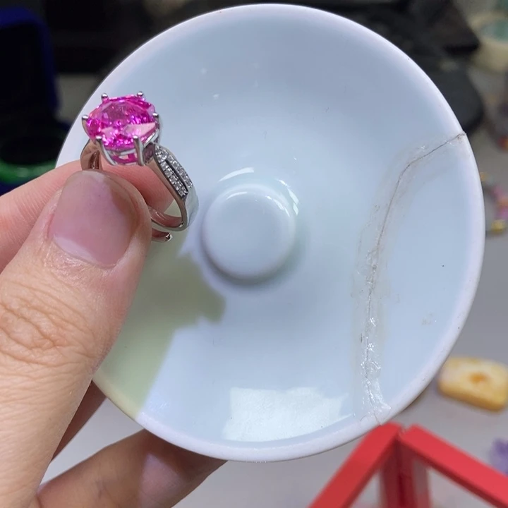 瓷片哈哈哈哈哈哈哈哈哈哈哈哈